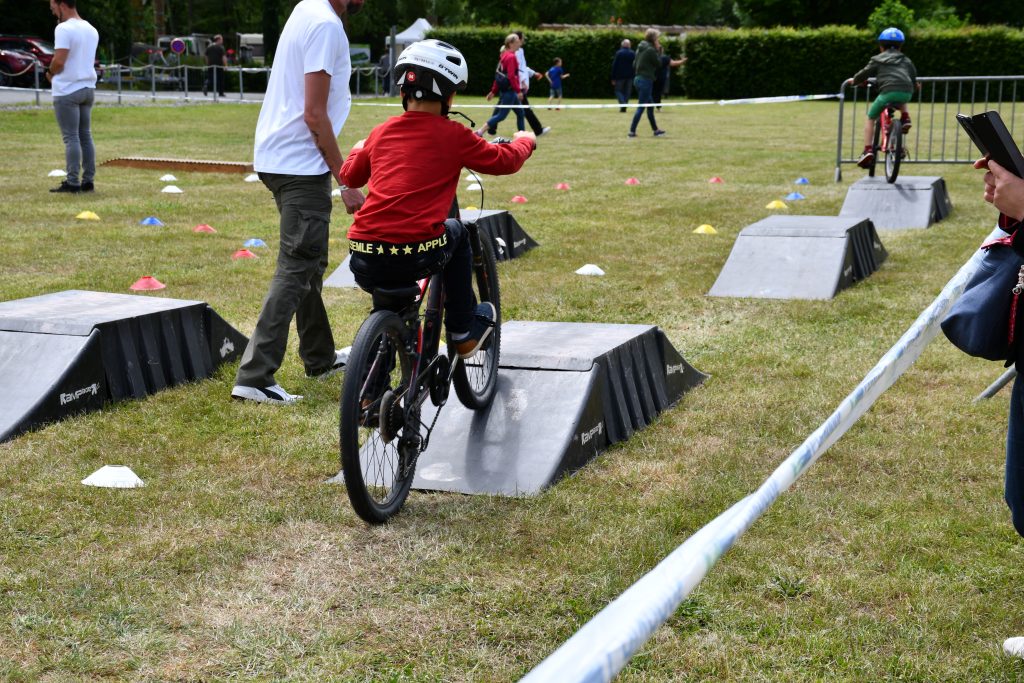 atelier maniabilité du vtt festival Les ExtraVERTies
